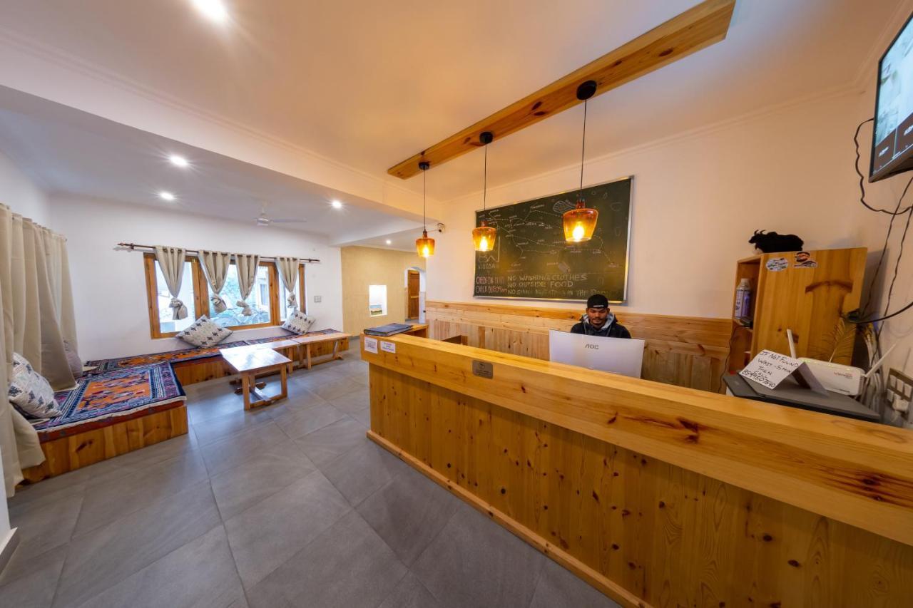 Woosah Hostel Лех Екстериор снимка