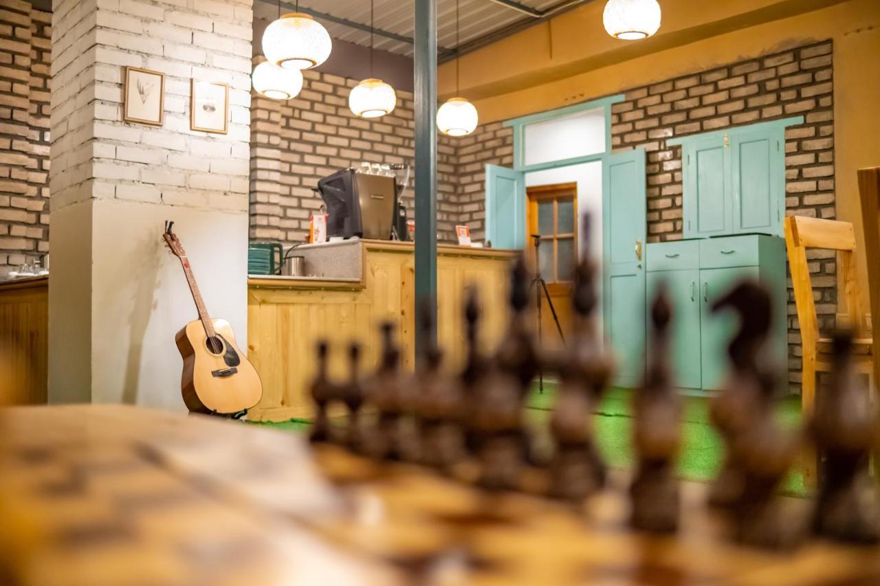 Woosah Hostel Лех Екстериор снимка